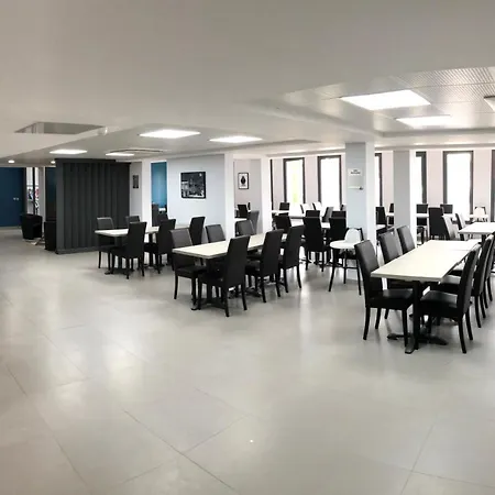 Akena Aeroport Charles De Gaulle - Witz Hotel