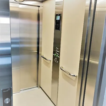 Akena Aeroport Charles De Gaulle - Witz Hotel 3*