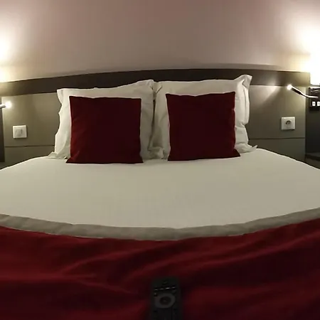 Akena Aeroport Charles De Gaulle - Witz Hotel Saint-Witz